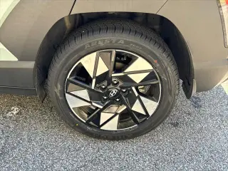Hyundai KONA 2024 SEL 4dr Crossover