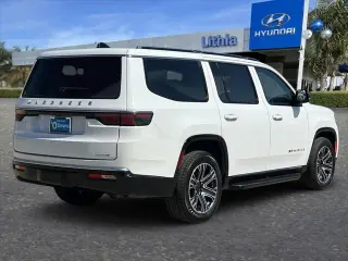 Jeep Wagoneer 2024 4x4 Serie II 4p SUV