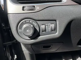 Jeep Cherokee 2022 4x4 Latitude Lux 4dr SUV
