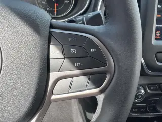 Jeep Cherokee 2022 4x4 Latitude Lux 4dr SUV