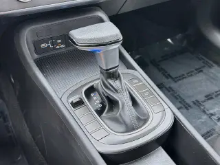 Hyundai KONA 2025 SE 4p Crossover