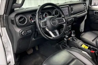 Jeep Wrangler Ilimitado 2021 4x4 Sahara SUV de 4 puertas