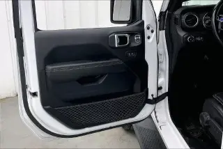 Jeep Wrangler Ilimitado 2021 4x4 Sahara SUV de 4 puertas