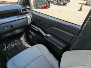 Toyota 4Runner 2025 4x4 SR5 4dr SUV