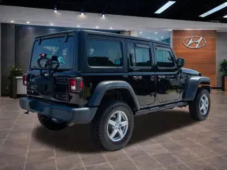 Jeep Wrangler 2023 4x4 Sport 4dr SUV