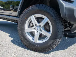 Jeep Wrangler 2023 4x4 Sport 4dr SUV