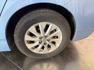 Toyota Prius enchufable híbrido 2015 4p Hatchback