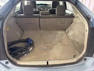 Toyota Prius enchufable híbrido 2015 4p Hatchback