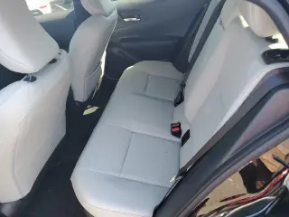 Toyota Prius 2024 Limited AWD sedán 5 puertas