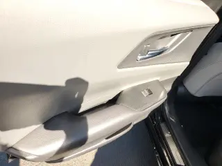 Toyota Prius 2024 Limited AWD sedán 5 puertas