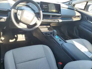Toyota Prius 2024 Limited AWD sedán 5 puertas