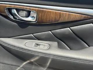 INFINITI Q50 2018 Tracción Total 2.0T Luxe Sedán 4p