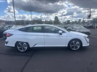 Honda Clarity Plug-In Hybrid 2021 Touring 4p Sedan