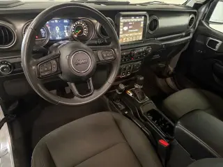 Jeep Wrangler 2023 4x4 Deportivo 2d SUV