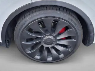 Tesla Modelo Y 2022 AWD Performance 4dr Crossover