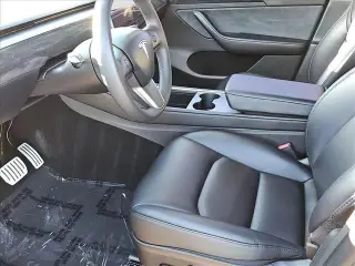 Tesla Model Y 2023 AWD Performance 4p Crossover