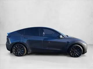 Tesla Model Y 2023 AWD Performance 4p Crossover