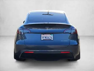 Tesla Model Y 2023 AWD Performance 4p Crossover