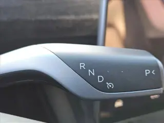 Tesla Model Y 2023 AWD Performance 4p Crossover