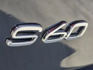 Sedán Volvo S60 2020 T5 Momentum 4dr