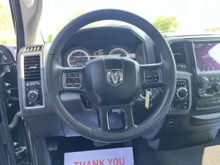Ram 1500 Clásico 2019 4x4 Express 4dr Quad Cab 6.3 ft. SB Pickup