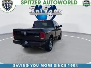 Ram 1500 Clásico 2019 4x4 Express 4dr Quad Cab 6.3 ft. SB Pickup