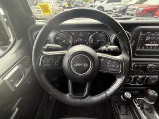 Jeep Wrangler 2023 4x4 Willys 4xe SUV 4p