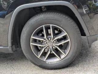 Jeep Grand Cherokee 2019 4x2 Limited 4dr SUV
