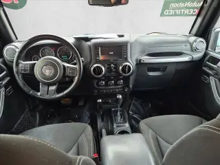 Jeep Wrangler JK Unlimited 2018 4x4 Sahara 4dr SUV