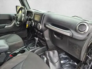 Jeep Wrangler JK Unlimited 2018 4x4 Sahara 4dr SUV