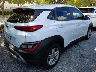 Hyundai KONA 2022 SE 4dr Crossover