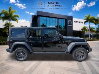 Jeep Wrangler 2024 4x4 Sport 4p SUV