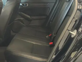 Acura Integra 2023 4dr Liftback CVT con Tecnología y Paquete A-SPEC