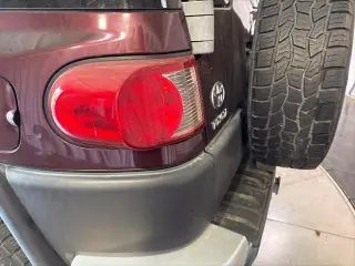 Toyota FJ Cruiser 2007 4 SUV 4WD (4L V6 5A)