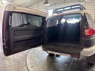 Toyota FJ Cruiser 2007 4 SUV 4WD (4L V6 5A)