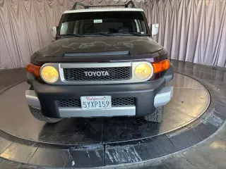 Toyota FJ Cruiser 2007 4 SUV 4WD (4L V6 5A)
