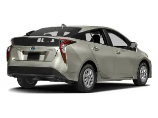 Toyota Prius 2017 Dos 4dr Hatchback