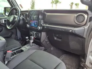 Jeep Wrangler Unlimited 2019 4x4 Sport 4p SUV