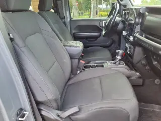 Jeep Wrangler Unlimited 2019 4x4 Sport 4p SUV