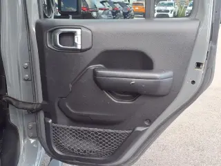 Jeep Wrangler Unlimited 2019 4x4 Sport 4p SUV