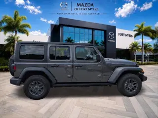 Jeep Wrangler 2024 4x4 Sport 4p SUV