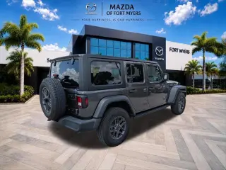 Jeep Wrangler 2024 4x4 Sport 4p SUV