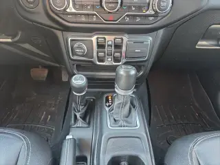 Jeep Wrangler Unlimited 2020 4x4 Sahara 4p SUV
