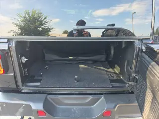 Jeep Wrangler Unlimited 2020 4x4 Sahara 4p SUV
