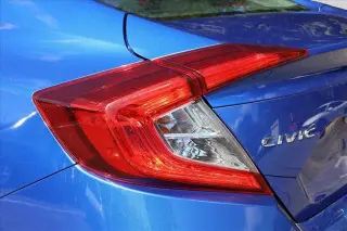 Honda Civic 2018 LX 4p Sedan CVT