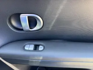 Hyundai IONIQ 5 2024 SE 4p Crossover