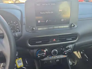 Hyundai KONA 2023 AWD SE 4p Crossover