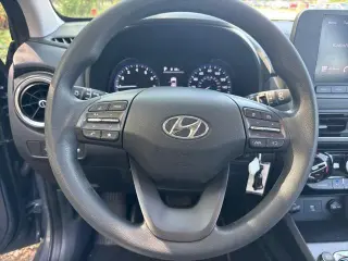 Hyundai KONA 2023 AWD SE 4p Crossover