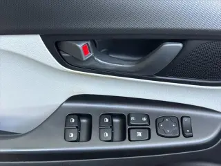 Hyundai KONA 2023 AWD SE 4p Crossover