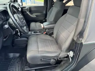 Jeep Wrangler 2012 4x4 Sport 2p SUV
